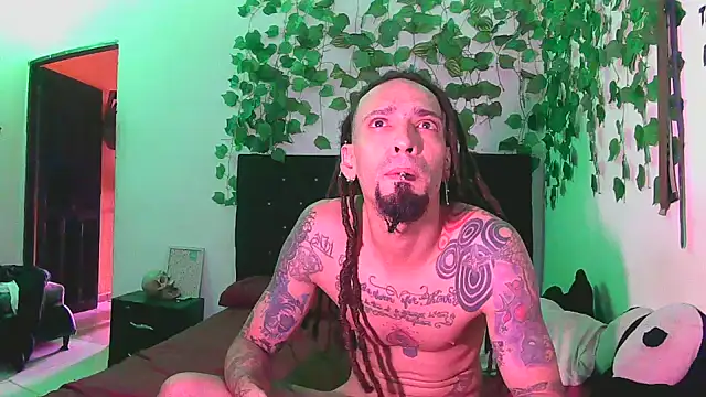 caribbeanlover1 online show from November 9, 7:56 pm