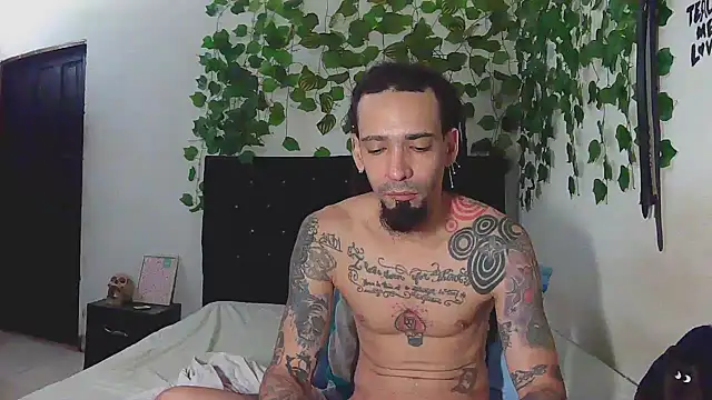 caribbeanlover1 online show from December 3, 11:52 am