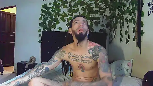 Snapshot of caribbeanlover1 chatting on February 3, 12:54 pm caribbeanlover1 online show from February 3, 12:54 pm