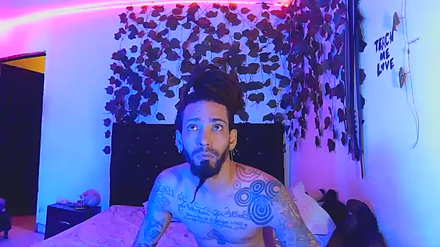 Snapshot of caribbeanlover1 chatting on February 9, 1:53 am caribbeanlover1 online show from February 9, 1:53 am