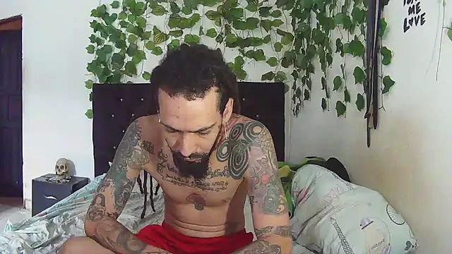 Snapshot of caribbeanlover1 chatting on February 17, 12:56 pm caribbeanlover1 online show from February 17, 12:56 pm