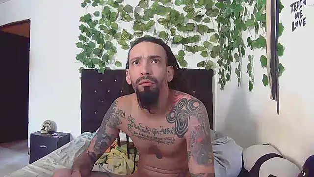 Snapshot of caribbeanlover1 chatting on March 1, 1:13 pm caribbeanlover1 online show from March 1, 1:13 pm