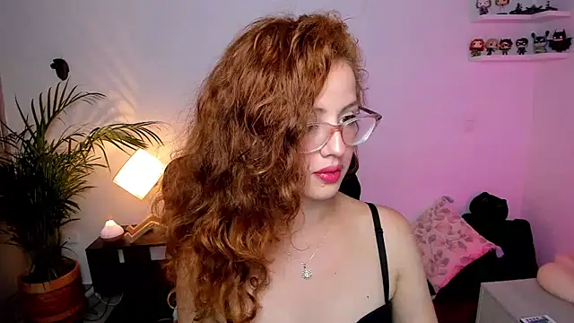 Snapshot of Cassandra_Caiin chatting on January 20, 2:01 am Cassandra Caiin online show from January 20, 2:01 am