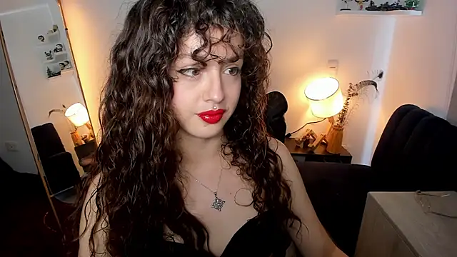 Cassandra Caiin online show from May 22, 9:09 pm