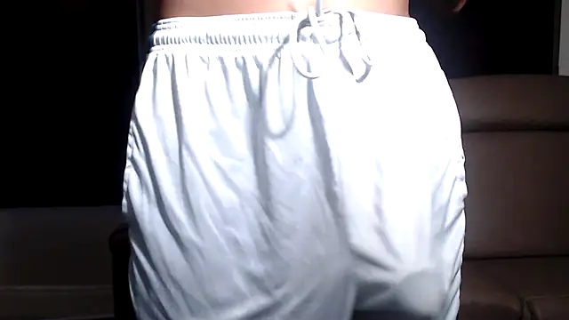 Snapshot of ThickD2C chatting on July 16, 5:19 pm ThickD2C online show from July 16, 5:19 pm