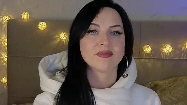 Snapshot of lily_conor chatting on December 19, 4:57 pm lily conor online show from December 19, 4:57 pm