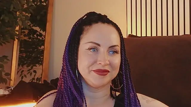 Snapshot of lily_conor chatting on March 16, 2:53 am lily conor online show from March 16, 2:53 am