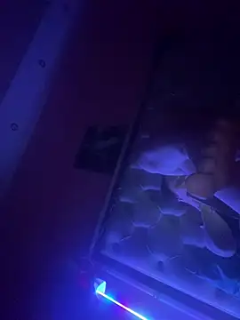 Flossy Vettie online show from March 10, 8:01 pm