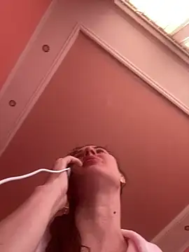 Flossy Vettie online show from March 21, 3:57 pm