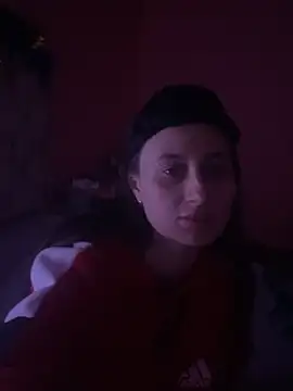 Flossy Vettie online show from November 10, 11:59 pm