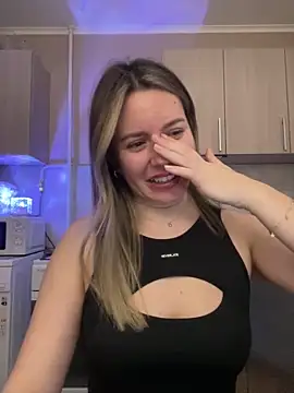 Snapshot of NastyushaaLove chatting on February 8, 12:17 am NastyushaaLove online show from February 8, 12:17 am