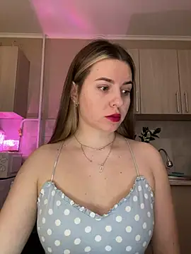 Snapshot of NastyushaaLove chatting on March 16, 6:12 pm NastyushaaLove online show from March 16, 6:12 pm