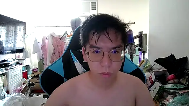 charlie xdd online show from April 25, 7:00 am