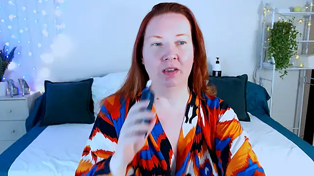 GoddessLara online show from October 26, 8:04 pm