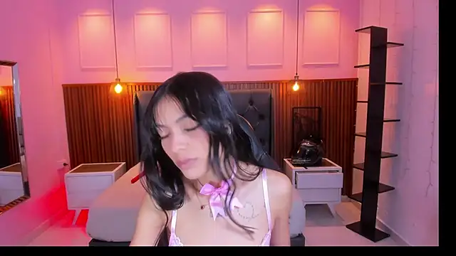 AMELIELEONE online show from November 25, 12:27 pm