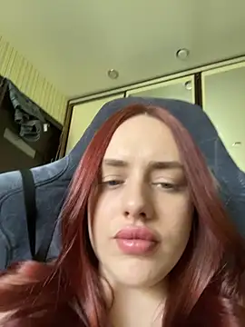 Lisaaan online show from May 21, 10:22 am