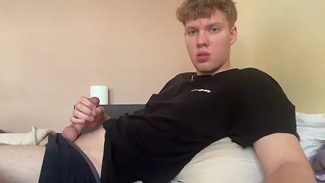 sexybooii6968 online show from October 25, 1:51 pm