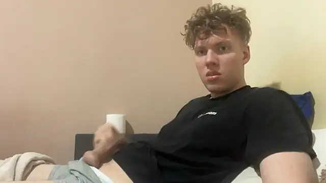 sexybooii6968 online show from December 1, 2:44 pm