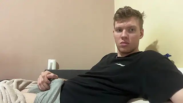 sexybooii6968 online show from January 16, 4:11 pm