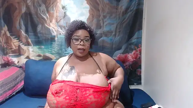 Snapshot of xGIANTEBONY30x chatting on June 29, 5:57 am xGIANTEBONY30x online show from June 29, 5:57 am