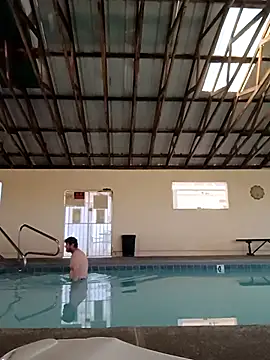 Snapshot of EZYves chatting on September 30, 11:54 pm EZYves online show from September 30, 11:54 pm