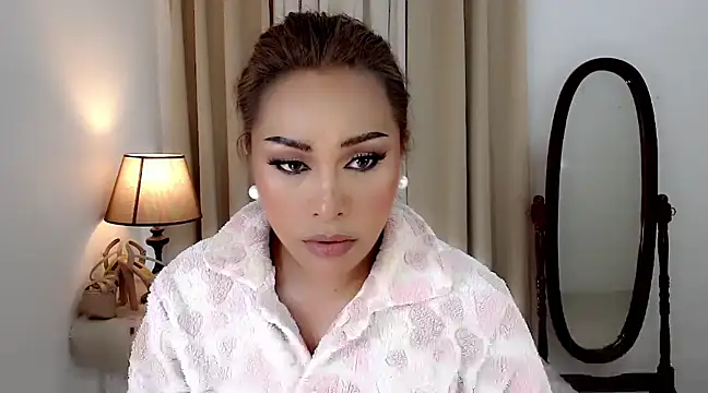 DreamLADYBOY online show from December 23, 2:45 am