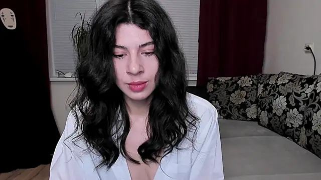 MolagAnna online show from March 13, 7:39 pm