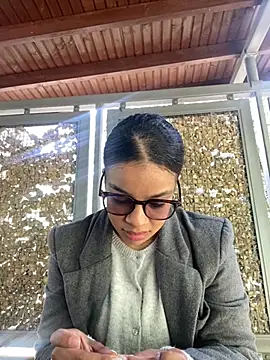 trianawhite online show from February 19, 4:47 pm