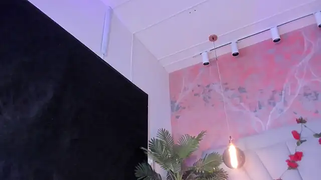 Snapshot of ValerySex_ chatting on June 27, 12:10 pm ValerySex online show from June 27, 12:10 pm