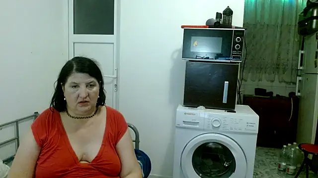 Snapshot of RidemerafSuzana chatting on December 4, 3:21 pm RidemerafSuzana online show from December 4, 3:21 pm