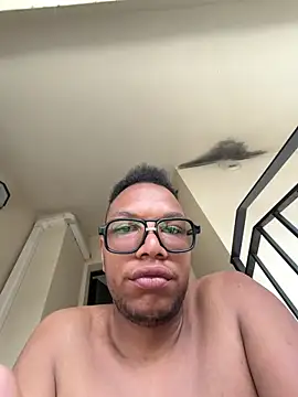 iamrafaelhot online show from April 10, 12:32 pm