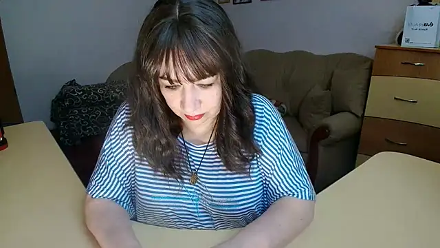 Lucretia Goldi  online show from February 17, 10:05 pm