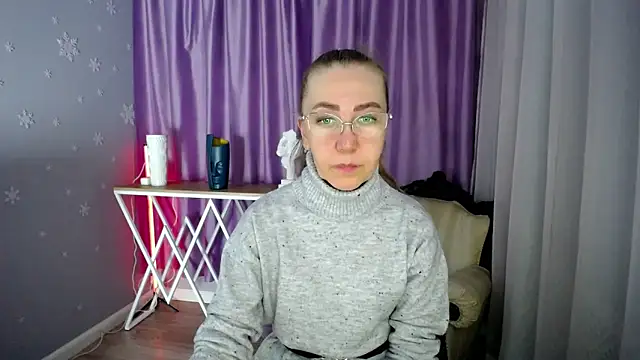 queen a n i online show from January 17, 7:41 am