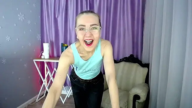 queen a n i online show from January 31, 11:56 am