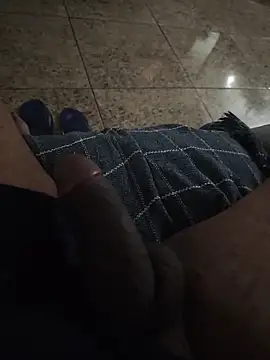 vini4016 online show from October 10, 8:30 pm