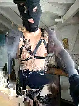 Snapshot of KatiaEnFeu chatting on September 19, 3:45 pm KatiaEnFeu online show from September 19, 3:45 pm