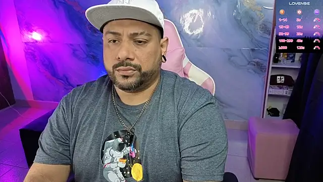 jacoob woods online show from April 28, 1:15 am