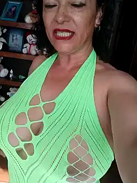 Snapshot of Friendly_2024 chatting on December 16, 1:43 pm Friendly 2024 online show from December 16, 1:43 pm