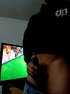 Snapshot of Torresmor chatting on February 18, 2:40 am Torresmor online show from February 18, 2:40 am