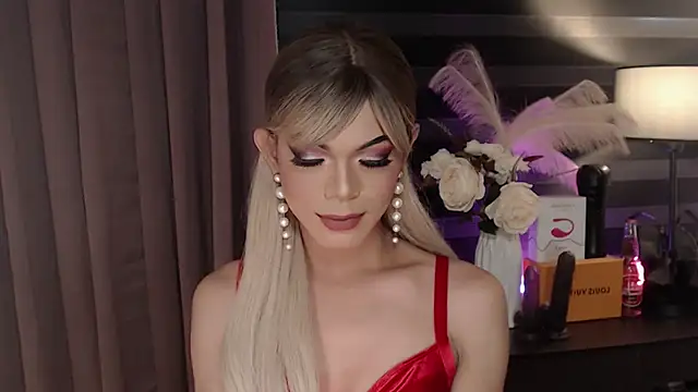 HugecockAlexa online show from September 16, 7:53 am