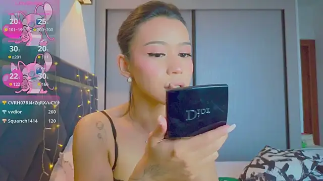 Mia Tin online show from March 1, 12:23 pm