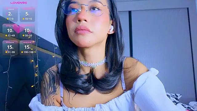 Mia Tin online show from January 8, 1:24 pm