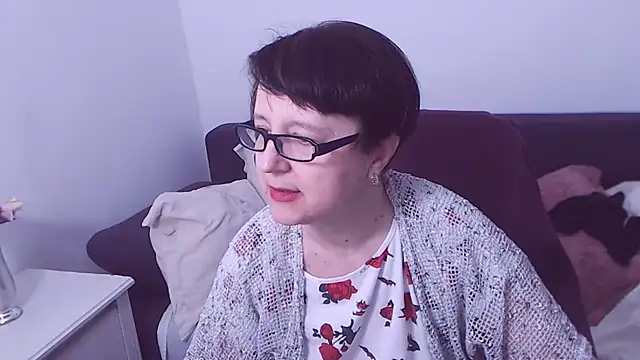 ChristaRose online show from January 13, 3:45 am