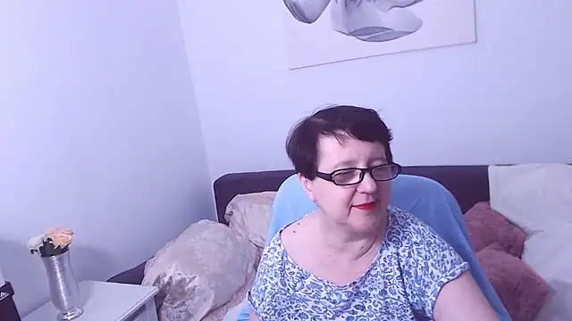 ChristaRose online show from October 18, 11:16 pm