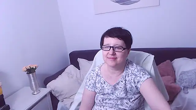 ChristaRose online show from May 8, 1:22 am