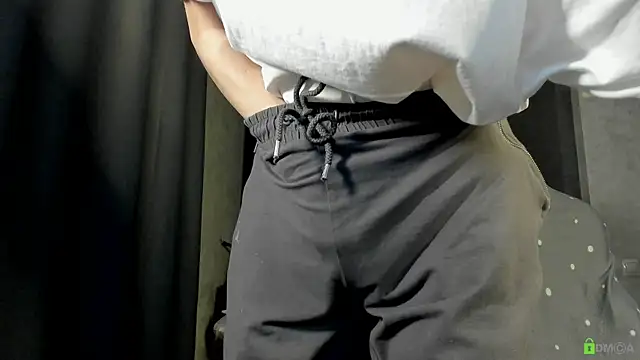 Courtney Luv online show from October 14, 4:08 pm