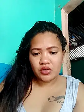 Snapshot of amariaxxx388 chatting on June 22, 1:51 am amariaxxx388 online show from June 22, 1:51 am