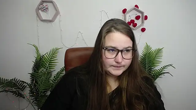 Snapshot of XX_Daniella_XX chatting on April 20, 6:27 am XX Daniella XX online show from April 20, 6:27 am