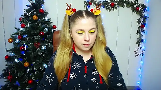 Snapshot of JessikaDaniel chatting on December 21, 7:45 am JessikaDaniel online show from December 21, 7:45 am