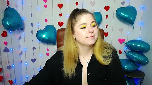 Snapshot of JessikaDaniel chatting on February 4, 10:10 am JessikaDaniel online show from February 4, 10:10 am